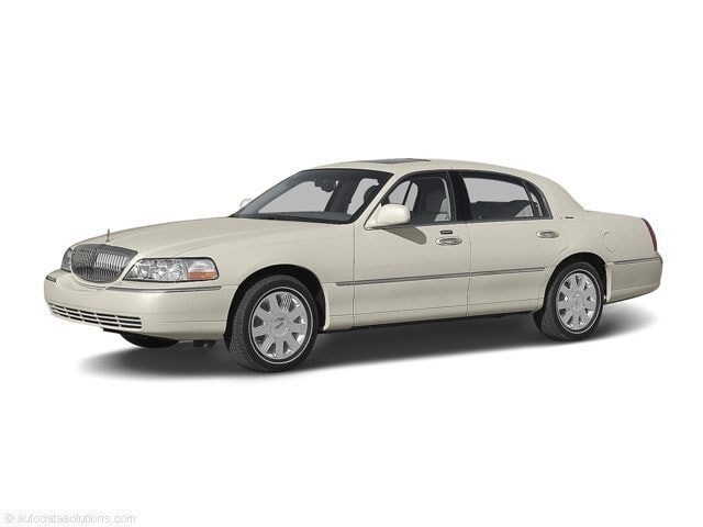 lincoln town car 2004 1LNHM83W34Y640177 image lincoln town car 2004 1LNHM83W34Y640177 image